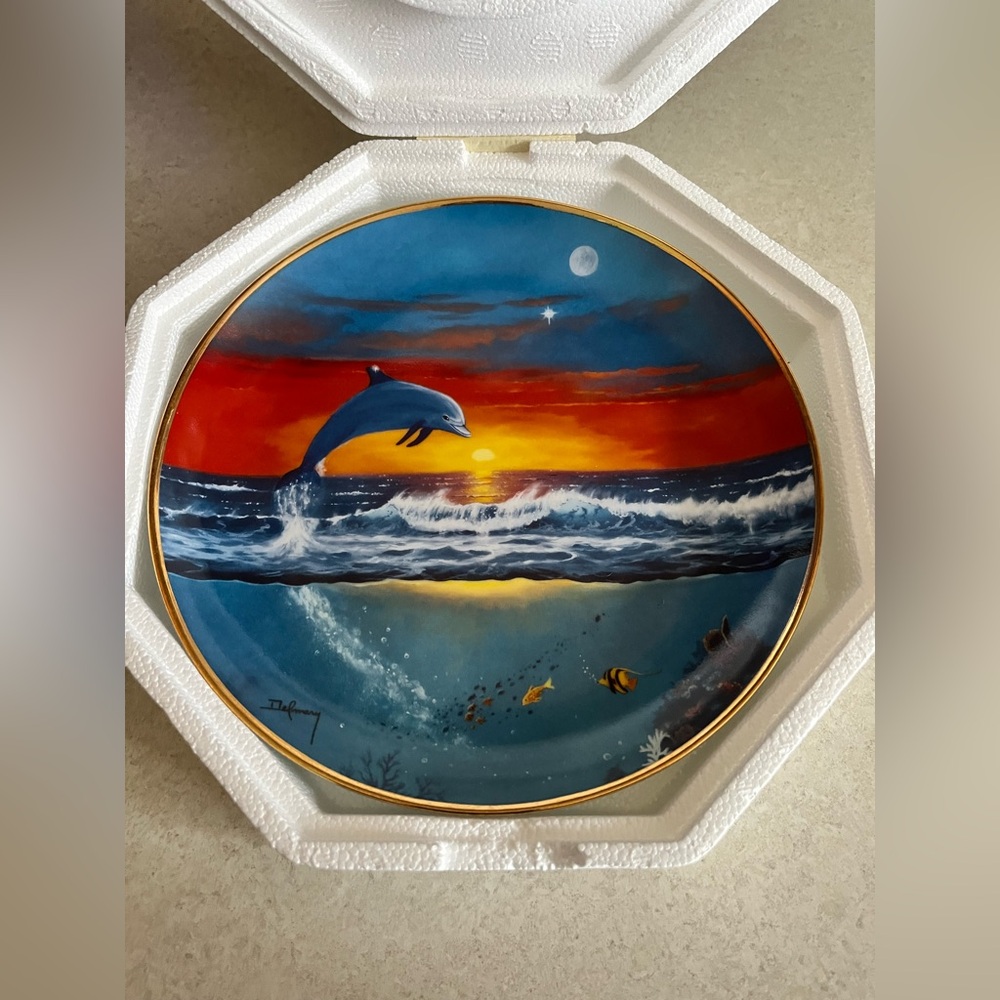 Franklin Mint spring of the dolphin collectible plate